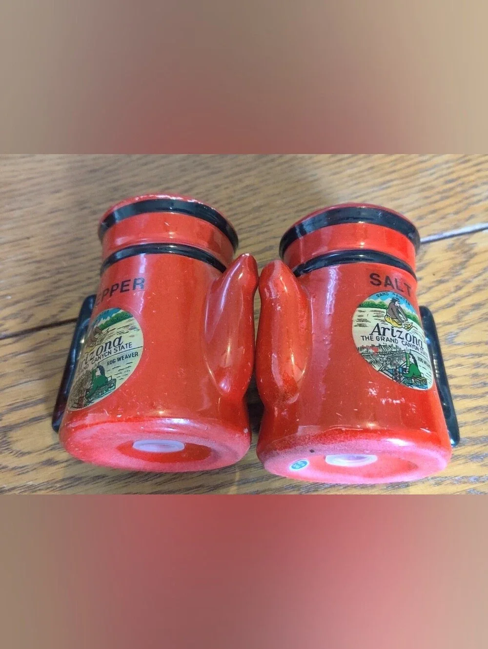 Vintage Arizona Red And Black Teapot Shaped Salt And Pepper Shakers